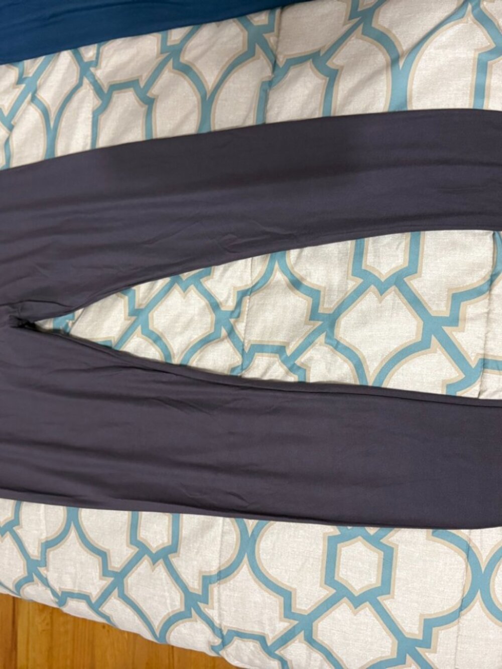 NWOT LuLaRoe Solid Dark Purple Leggings Tall & Curvy 💜